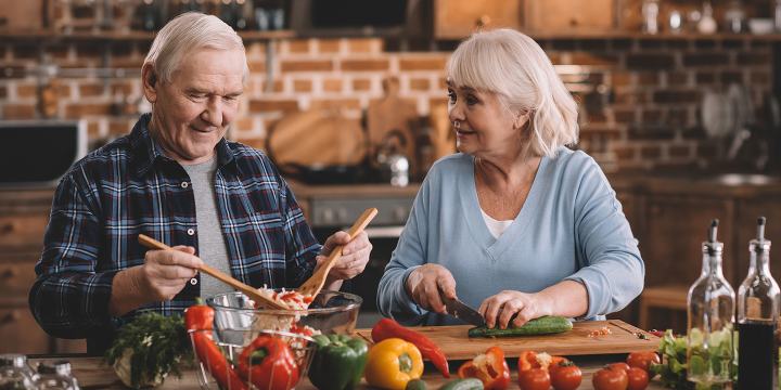 Seniors Making Healthy Food